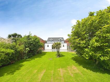 Lincoln Road, North Hykeham, LN6