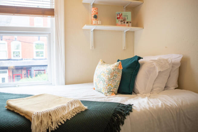 5 bed Terraced to rent Image 9