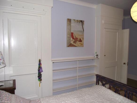 Master Bedroom2