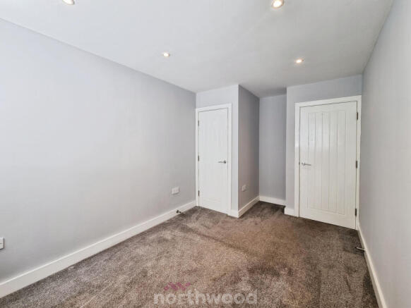 1 bed Flat to rent Image 4