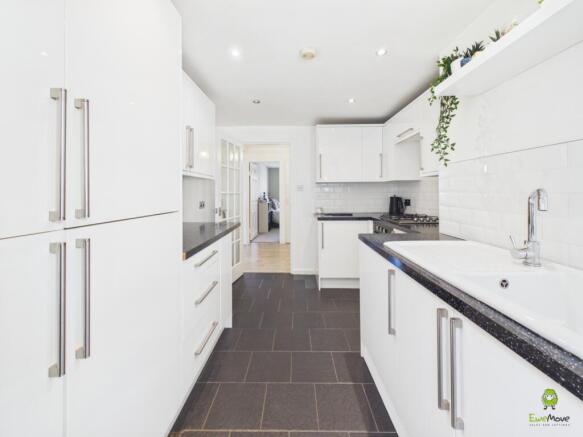 Marden Crescent, Bexley, Kent, DA5 photo 3
