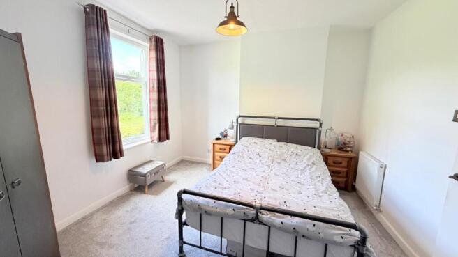 2 bed Cottage for sale Image 8