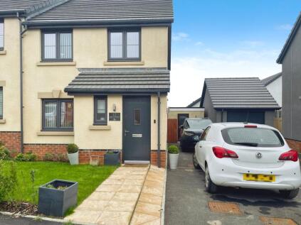 Heol Y Glowyr, Tondu, Bridgend, CF32