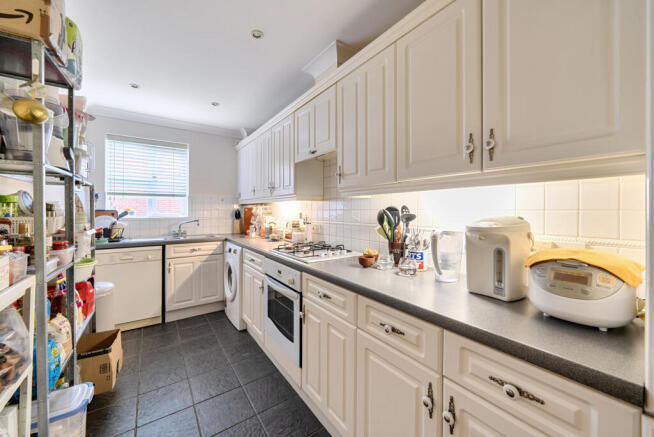 1418069-14-699701...