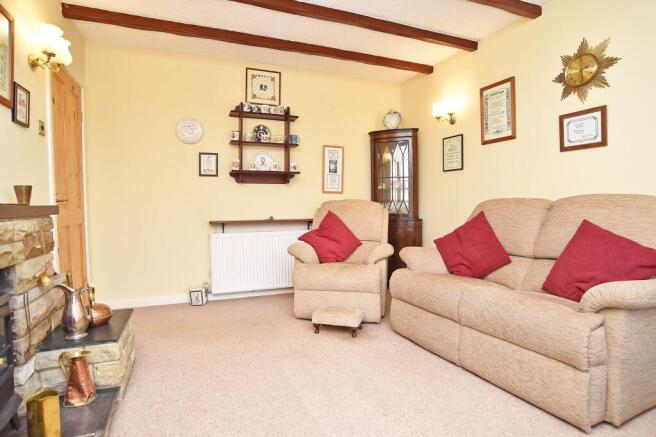 2 bed Semi-Detached Bungalow for sale Image 9