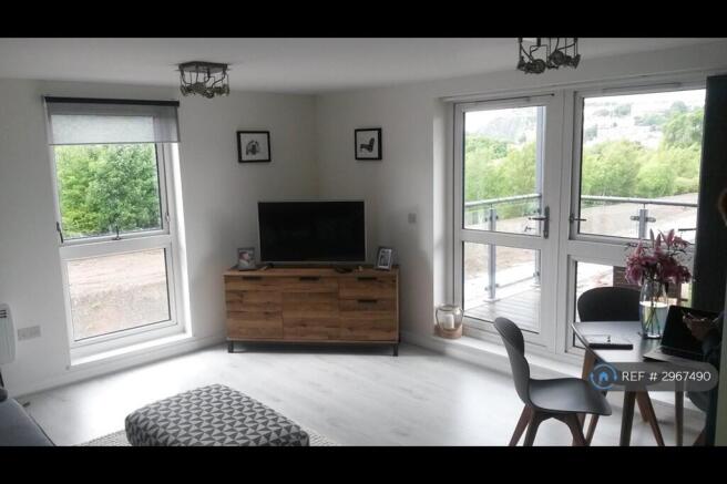 Lounge (Furniture Not Included)