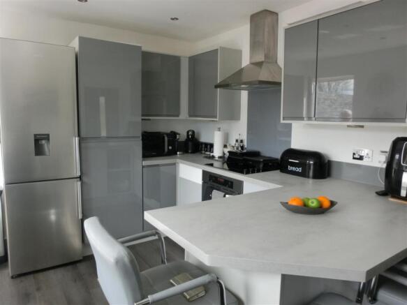 Fitted Kitchen