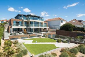 Flat 5, 107 Aqua Vista, Marine Drive, Rottingdean, Brighton BN2 7GE