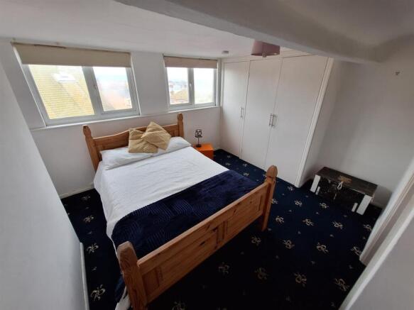 1 bed Flat to rent Image 7