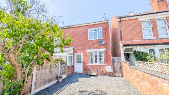 2-bed terraced on Wood Terrace, Worcester, WR1, £220,000