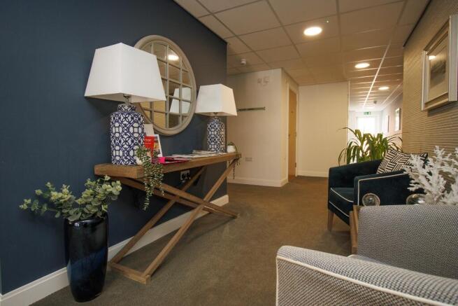 2 bed Ground Flat for sale Image 12
