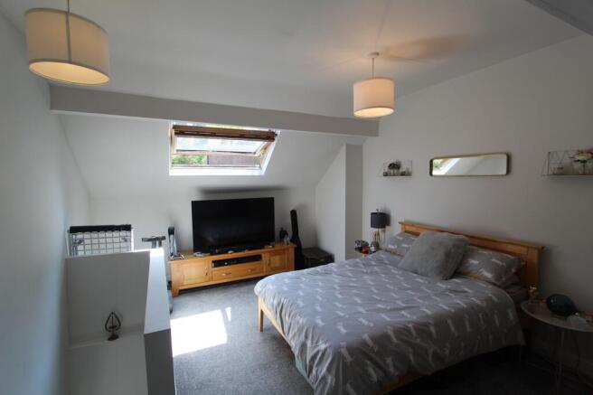 3 bed End of Terrace to rent Image 11