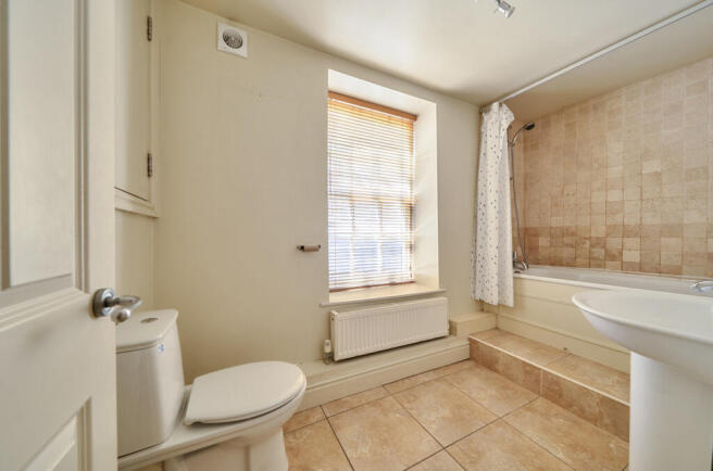 1 bed Flat for sale Image 6