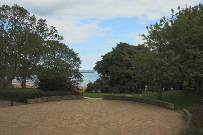 2 bed Apartment for sale Image 12