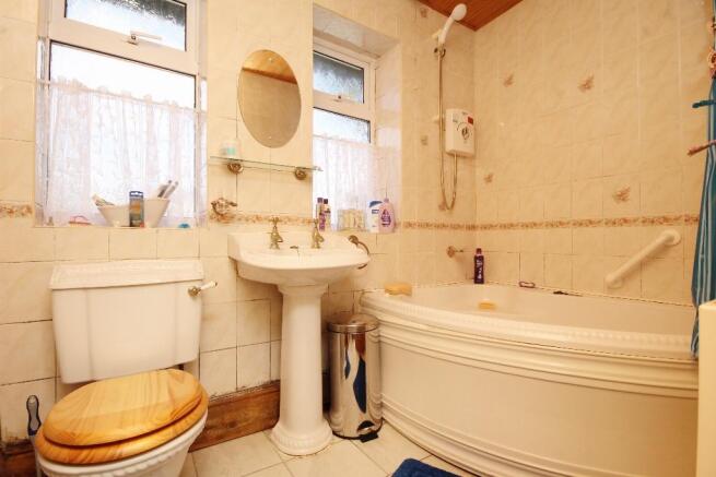 Photo 10