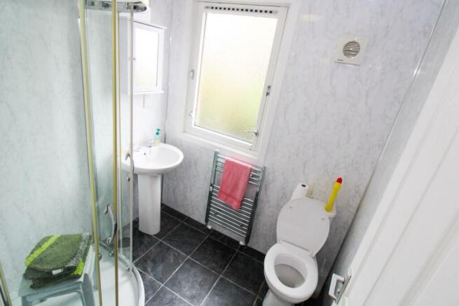 SHOWER ROOM (1)-2.jpg