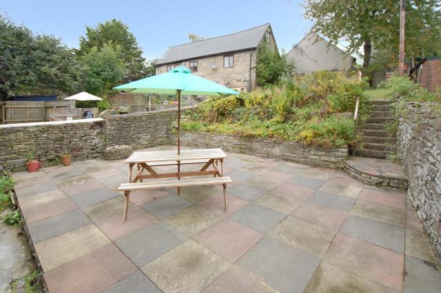 Garden - Patio Area