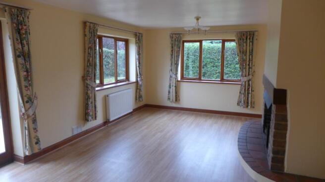 School Lane 10 Sitting Room 010
