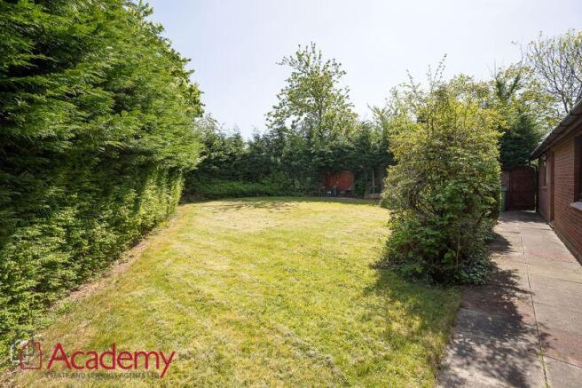 Clanfield Avenue, Widnes photo 4