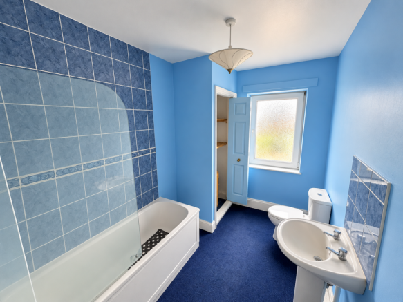 2 bed Terraced for sale Image 11