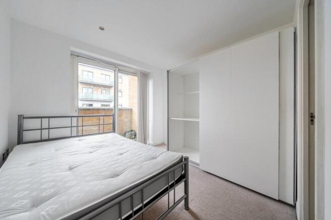 2 bed Flat for sale Image 10