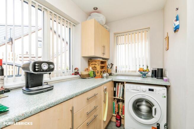 3 bed Semi-Detached Bungalow for sale Image 12