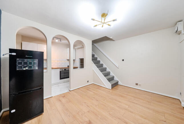 1394929-9-694ab57...