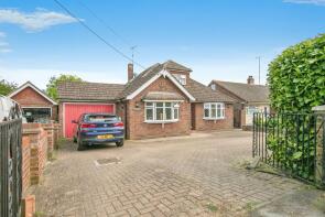 Kingsford, Wrabness Road, Harwich CO12 5HB
