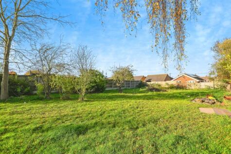 Point Clear Road, St. Osyth, Clacton-on-Sea, Essex, CO16