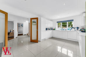 Bella View, Dunmow Road, Bishop's Stortford CM22 6SL
