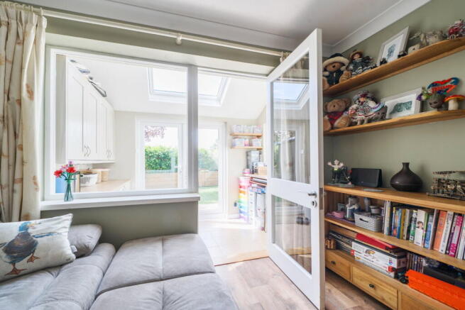 Photo 3