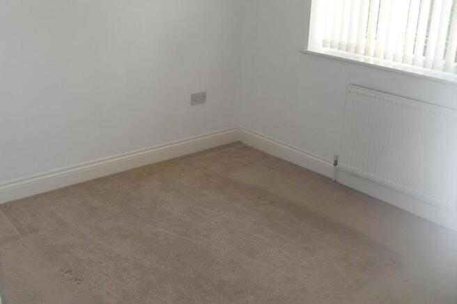 Bedroom 2 (photo 3)