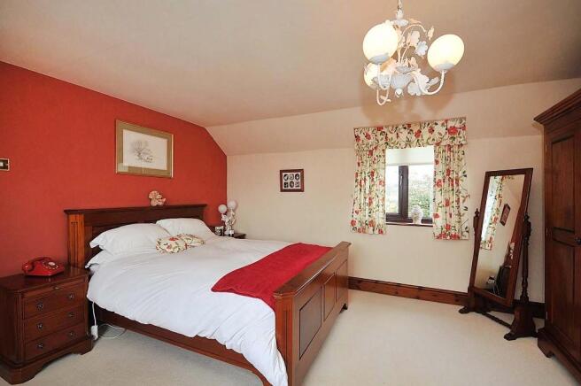 BEDROOM 1