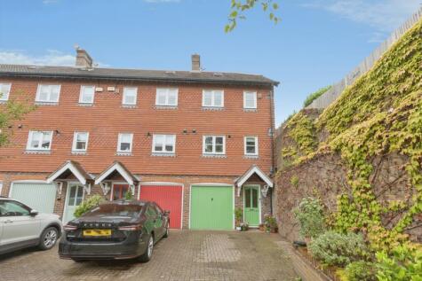Cumberland Mews, Tunbridge Wells, Kent, TN1