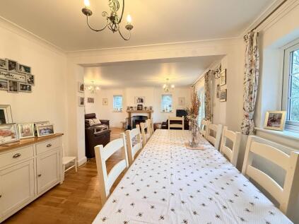 Park Common, Kenninghall, NR16 - Detached family home set over 2 1/2 acres