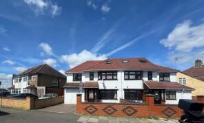 21, Langley Crescent, Hayes UB3 5HN