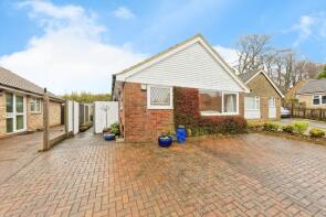 9, Chestnut Close, Dover CT16 3HE