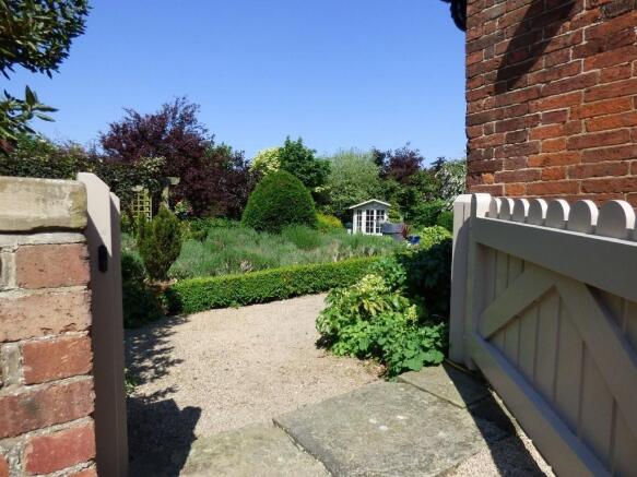 Photo 14