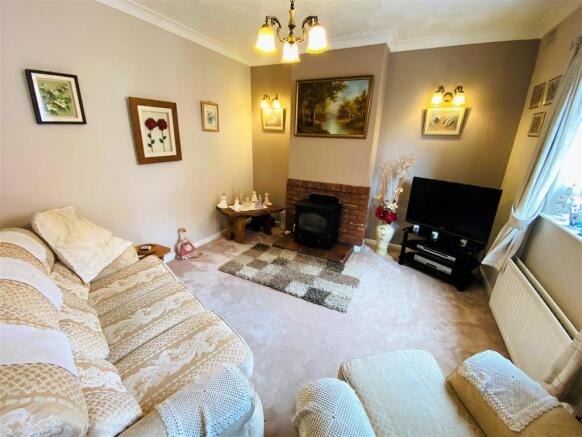 3 bed Detached Bungalow for sale Image 12