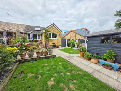 Robert Avenue, Barnsley, S71 5RB