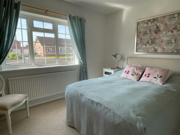 Bedroom..jpg