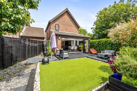 Millers Gate, Horsham, RH12