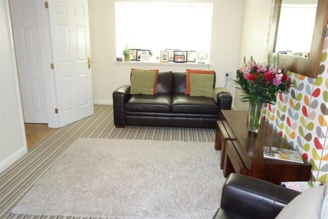 lounge1.JPG
