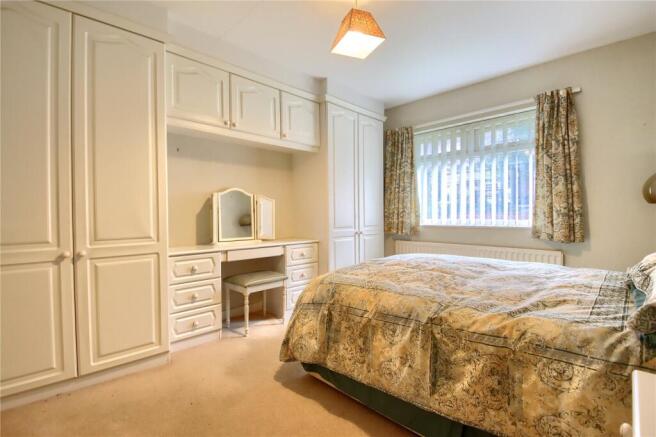 3 bed Bungalow for sale Image 8
