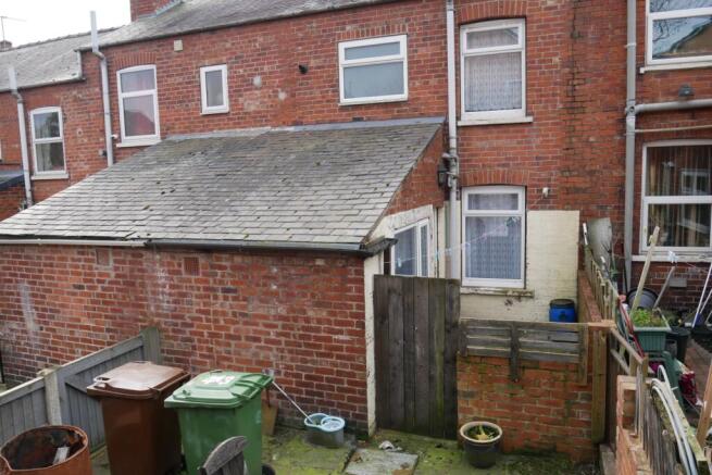 2 bed House to rent Image 11