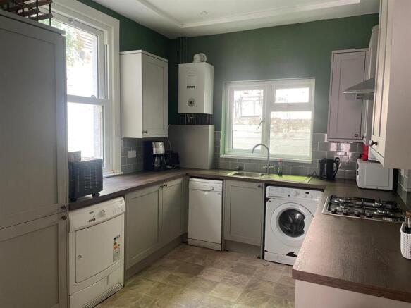 Kitchen.jpg