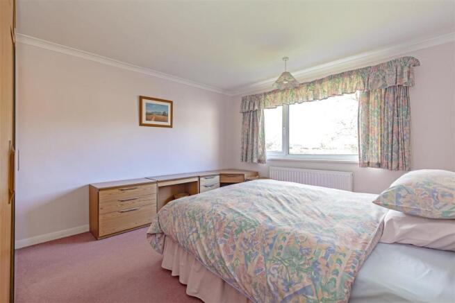 Bedroom 1-1.jpg