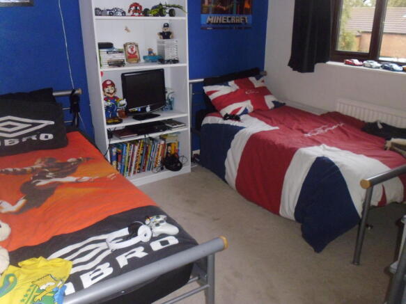 Photo 8