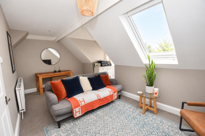 Grosvenor Road, Westcliff-On-Sea photo 3