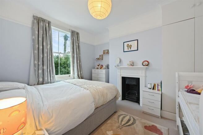 FB - 58 Bradmore Park Road - BedroomB3 (1).JPG